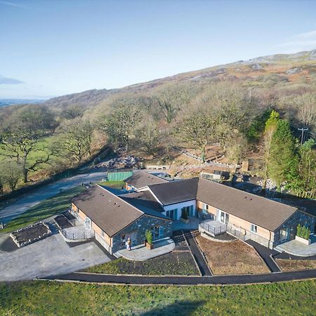 Suite 9 - Sleeping Giant Hotel - Pen Y Cae Inn Brecon Exterior foto