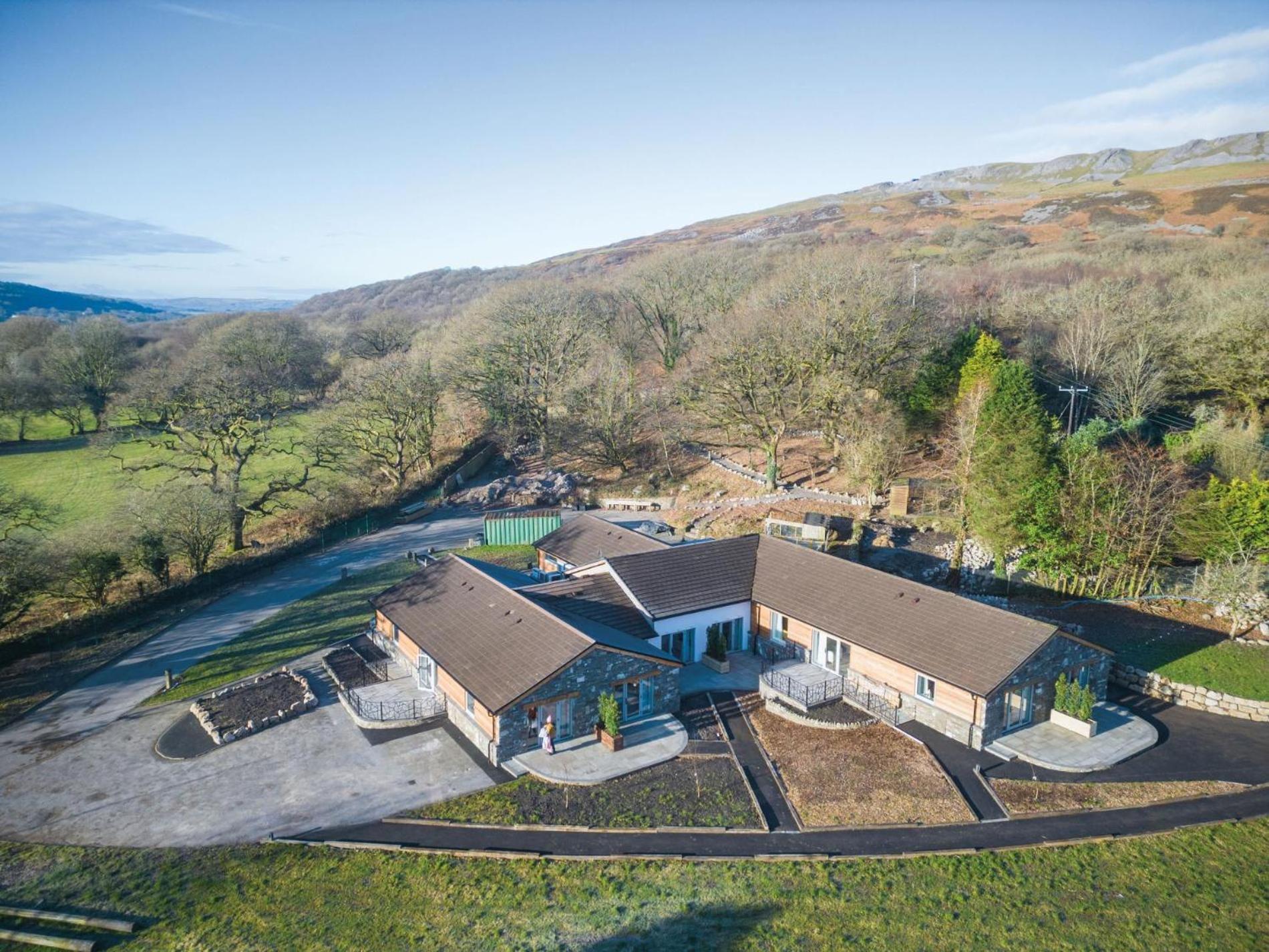 Suite 9 - Sleeping Giant Hotel - Pen Y Cae Inn Brecon Exterior foto