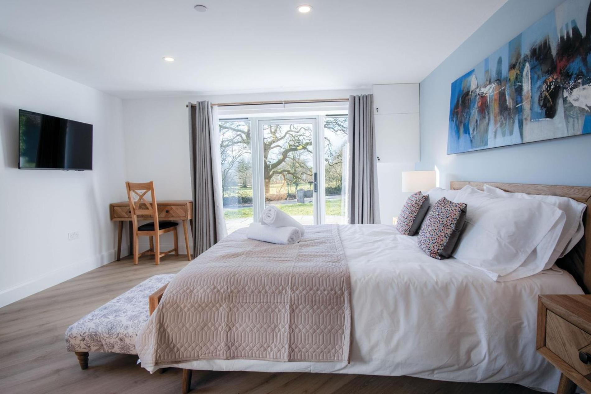 Suite 9 - Sleeping Giant Hotel - Pen Y Cae Inn Brecon Exterior foto